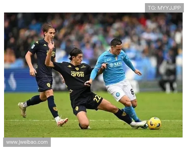 亚特兰大主场完胜莱切拉斯帕多里破门 亚特兰大主场完胜莱切拉斯帕多里破门